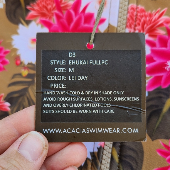 NWT ACACIA SWIMWEAR Ehukai Fullpc Lei Day Womens Size M Swimsuit - Picture 6 of 9